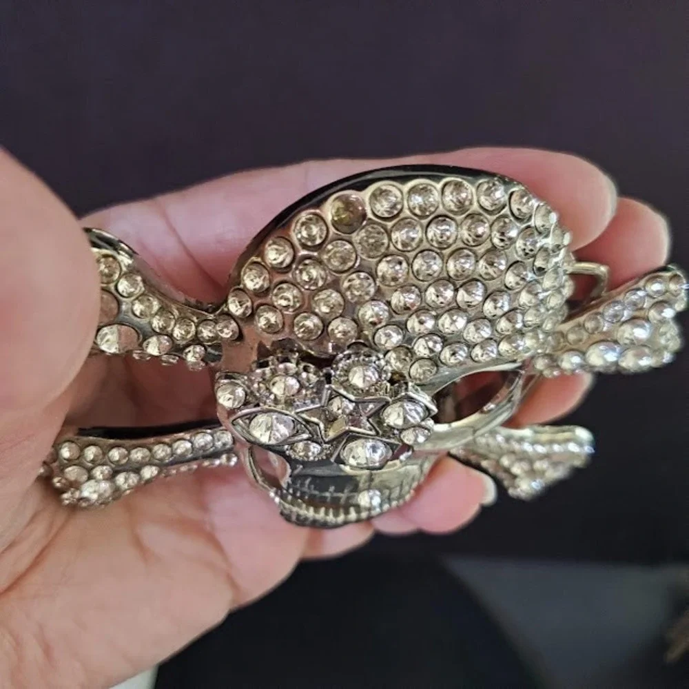 Silver Rhinestone Skull and Crossbones Belt Buckle Y2K Bling Goth Punk Rock READ